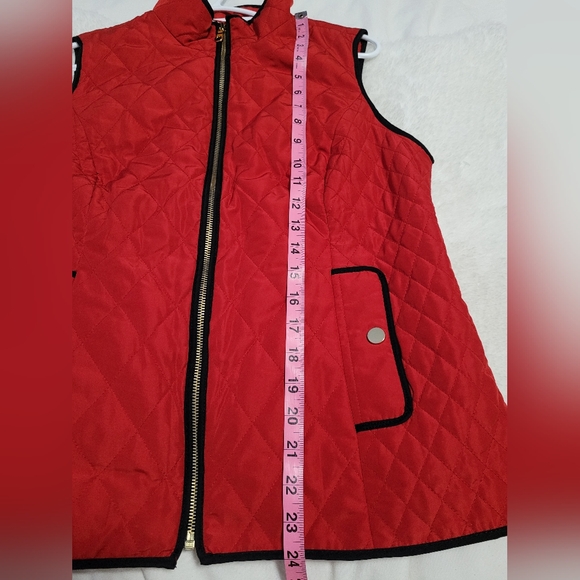 Charter Club Quilted Vest size Petite medium in red color - Picture 5 of 10